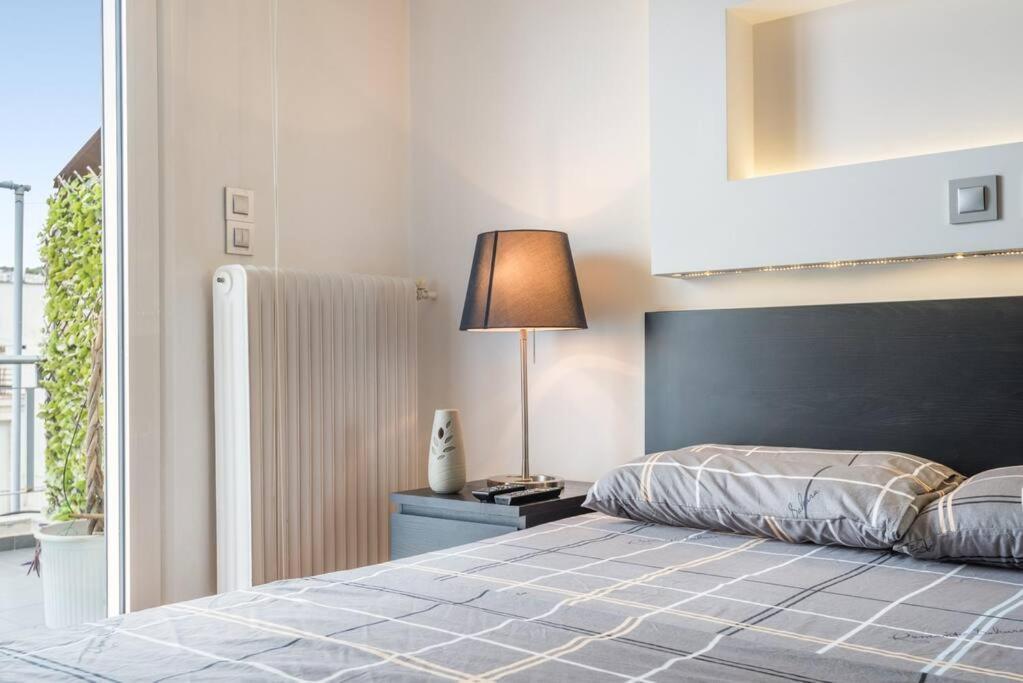 Modern Spacious Apt In Athena Bagian luar foto